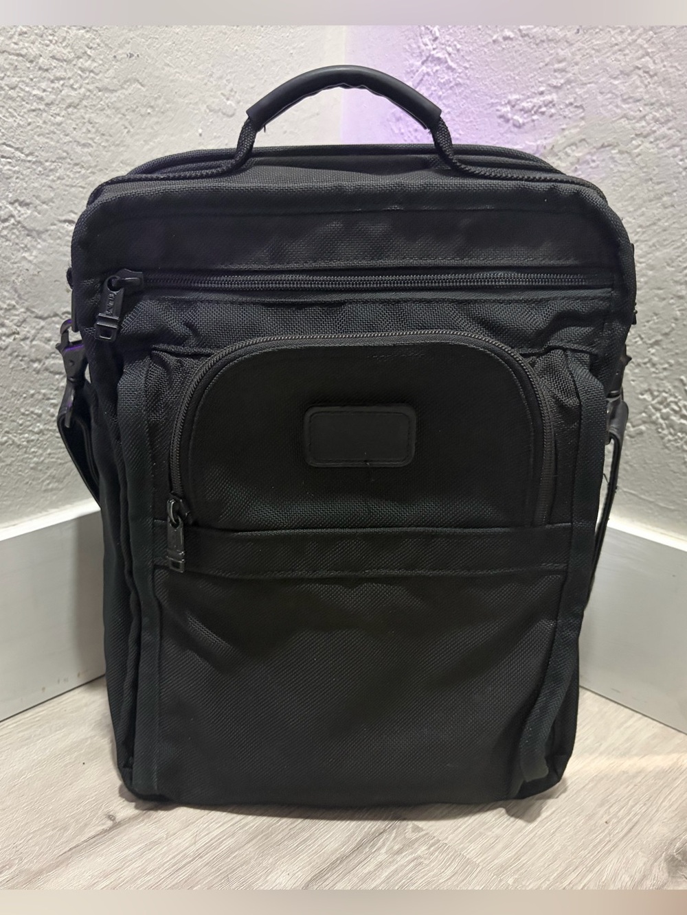 Tumi Men's Black Travel Backpack - Compact Carry On Bag Messenger crossbody